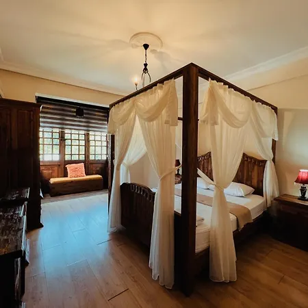 Moonlight Aparthotel